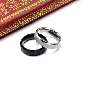 Модное кольцо с простым дизайном для женщин и мужчин, вращающееся, с двойной фаской, матовое, для свадьбы - Product Image 4