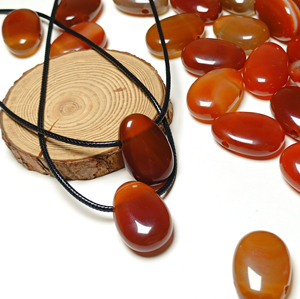 Collier Pendentif en Agate Rouge Naturelle, Cornaline et Calcédoine Rouge, Forme Œil, avec Breloques Œil en Pierre Précieuse de Quartz, Vente en Gros Miss Stone - Product Image 1