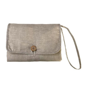 Tapis de voyage français en lin pour bébé, doublé du tapis de jeu en cuir végétalien le plus doux - Product Image 3