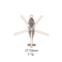 Épinglette en émail personnalisée en alliage de zinc, imprimée en typographie, motif avion/hélicoptère, plaquée or, objet de collection, cadeau