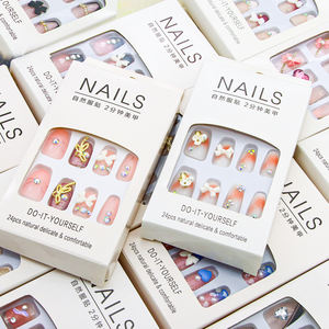 2024 nuevo diseño Día <span class=keywords><strong>de</strong></span> <span class=keywords><strong>San</strong></span> <span class=keywords><strong>Valentín</strong></span> corto almendra Nail Art parches juego <span class=keywords><strong>de</strong></span> diamantes brillantes parche para <span class=keywords><strong>uñas</strong></span> postizas - Product Image 3