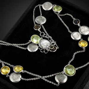 Colliers pendentifs de style le plus récent d'Art Palace, en citrine verte, améthyste et quartz fumé, couleur argent - Product Image 2