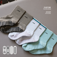 Chaussettes de sport antidérapantes sans coutures pour femmes, chaussettes de yoga, chaussettes de ballet, chaussettes athlétiques de luxe, chaussettes de pilates, chaussettes tricotées personnalisées