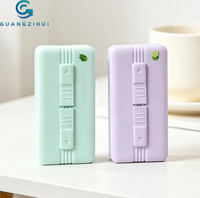 Boîte à fil dentaire portable format familial la plus vendue avec des bâtonnets de fil dentaire biodégradables réutilisables en HIPS pour usage domestique (vente en gros)