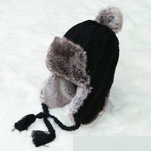 Gorro de Invierno Peruano Personalizado con Logotipo para Mujer, con Orejeras, Gorro de Sherpa para Esquí y Nieve - Product Image 6