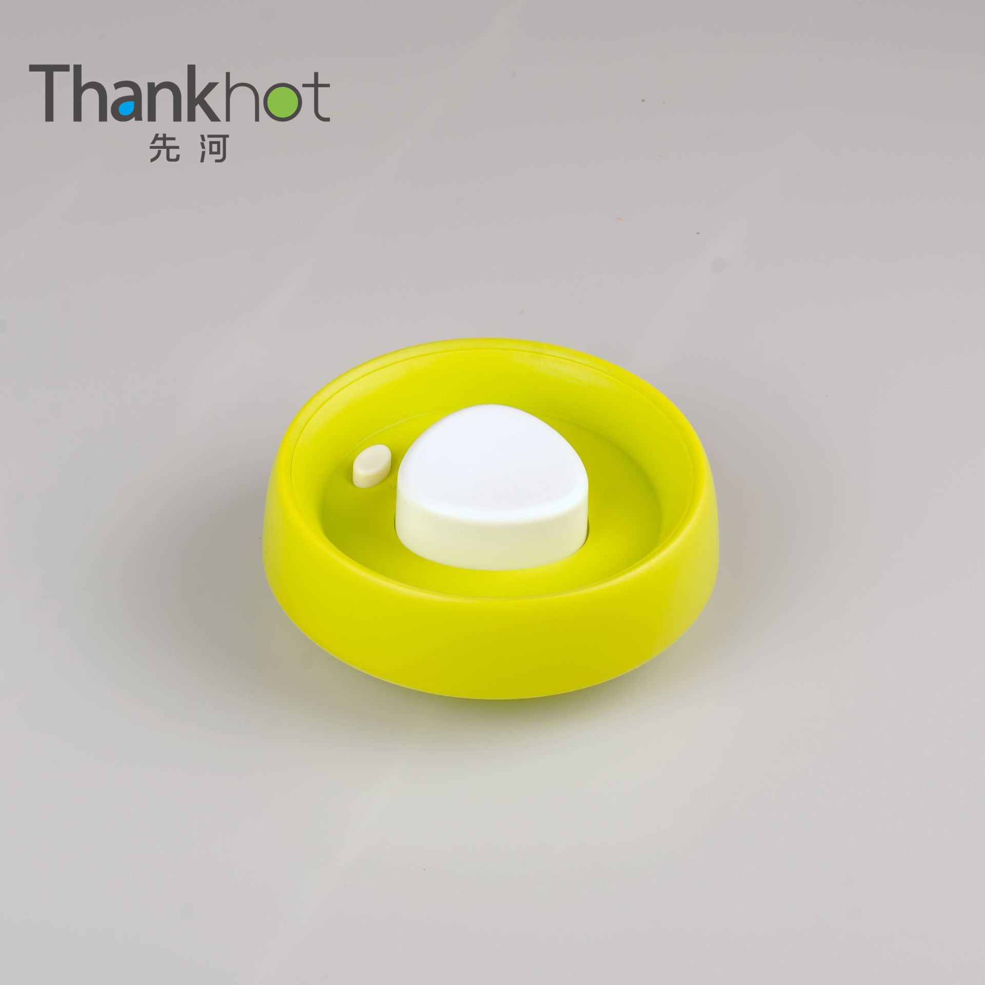 สีเขียว