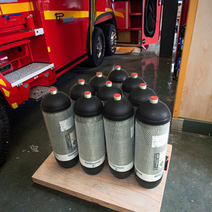 Bombola di Riserva in Fibra di Carbonio 6.8L 300Bar 4500psi CE EN137 per Apparecchio Respiratorio da Vigile del Fuoco per Antincendio e Soccorso Chimico - Product Image 6