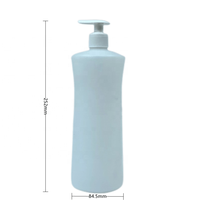 Huile moteur 1L en bouteille, emballage en plastique PE avec pompe de distribution pour lubrifiant automobile, directement de l'usine