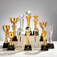 Trophée de football en cristal gravé personnalisé, durable et écologique, pour la récompense des vainqueurs de matchs de football, de basketball et de courses sportives - Vente en gros