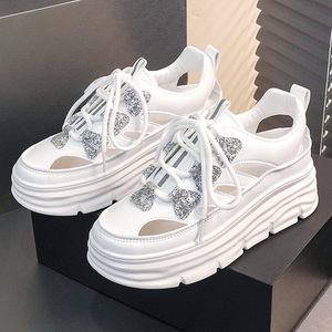 W3611 nouvelles chaussures pour femmes respirantes 2023 été à la mode creux semelle épaisse intérieur surélevé chaussures décontractées étudiant mode conseil chaussures - Product Image 1