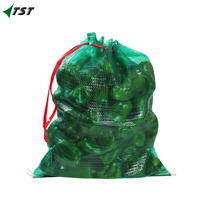Sac en filet tubulaire rouge pour l'emballage de pommes de terre oignons sac en filet en plastique PP avec cordon de serrage et tailles personnalisés pour les marchés du Sénégal
