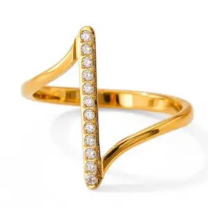 独特时尚波浪Z形锆石指环镀金不锈钢女士戒指
