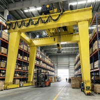 Promotion : Grue portique à double poutre montée sur rail, renforcée, résistante au vent, 25 tonnes, pour opération en cour préfabriqué de grande envergure