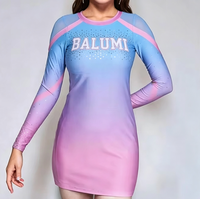 Robe de cheerleading personnalisée bleu rose dégradé avec logo en strass, tenue de compétition pour jeunes cheerleaders, costume de performance d'équipe