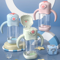 Gobelet d'apprentissage pour bébé de 380 ml, personnalisé en usine, sans BPA, avec paille, poignées et sangle, bouteille d'eau anti-étouffement en Tritan pour tout-petits et enfants