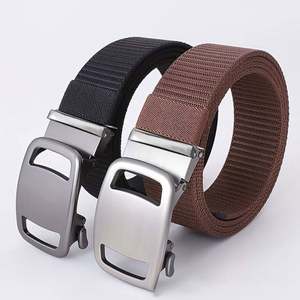 Ceinture en sangle tissée en polyester hautement élastique Yusen YS-MEB avec logo personnalisé, boucle en alliage, transfert thermique extérieur, couleur unie personnalisable - Product Image 1