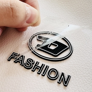 <span class=keywords><strong>Stampa</strong></span> Personalizzata all'Ingrosso di Adesivi con Logo <span class=keywords><strong>3D</strong></span> in Silicone e <span class=keywords><strong>Gomma</strong></span> Spazzolata a Rilievo di Alta Qualità, Vinile Termoadesivo <span class=keywords><strong>3D</strong></span> per Indumenti e Abbigliamento - Product Image 1