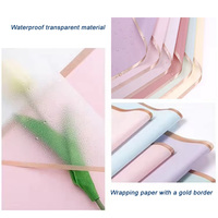 Papier d'emballage pour fleurs OEM, papier d'emballage floral imperméable, papier d'emballage à bord doré pour les fleuristes, emballage cadeau