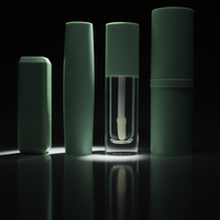 Tubes de baume à lèvres et de rouge à lèvres en plastique noir brillant 8g personnalisables avec capuchon à vis, emballage cosmétique vide estampé à chaud pour fard à joues