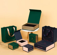 Scatola Regalo di Lusso Personalizzata a Forma di Libro con Logo in Lamina d'Oro, Confezione Rigida con Cassetto Scorrevole, Laminazione Opaca UV per Cosmetici e Spugne