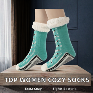 Meilleures ventes Chaussettes pantoufles pour femmes en tricot torsadé antibactérien, doublées de sherpa épais et <span class=keywords><strong>moelleux</strong></span>, chaudes pour l'hiver - Product Image 2