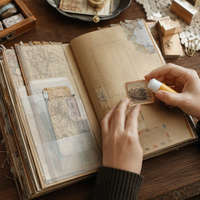 LABON Journal de voyage vintage personnalisé A5, couverture en tissu kraft et denim, avec poches pour collage, cartes déchirées, timbres-poste, dentelle et boutons