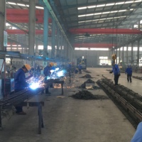 Profilés de marche antidérapants en aluminium sur mesure – Meilleure performance antidérapante – Moulures et bordures de marches intérieures et extérieures