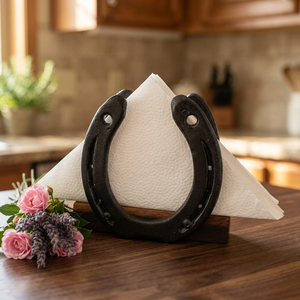 Porte-serviettes en métal noir en forme de fer à cheval avec base en bois, décoration de table rustique de style western pour la maison et les restaurants - Product Image 6
