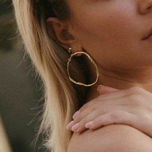 Bombastica eclissi grandi cerchi orecchino 316L in acciaio inox forma geometrica per le donne Hip-hop frequentatrici di feste - Product Image 4