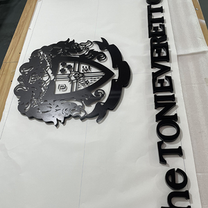 Tablero de señalización acrílico cortado con láser de Color negro, letras de pared de oficina para decoración y publicidad para aplicaciones de automóviles - Product Image 2