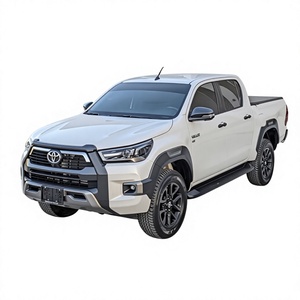 Toyota Hilux GR Pickup 2.7L Turbo Diésel Automática 2023 Usada, Asientos de Cuero, Neumáticos R19, Portaequipajes de Aluminio, Techo Oscuro, Origen Japón - Product Image 1