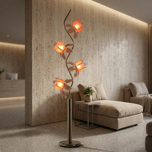 Lámpara de Pie Única con Forma de Flor de Loto, 4 Cabezas, Base Dorada en Forma de S, Pantalla de Pétalos Rosados, Lista para Enviar para Exhibición en Tiendas de Muebles - Product Image 1