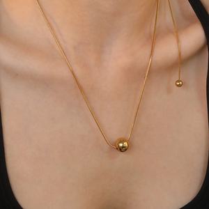 Collier chaîne serpent tendance, géométrique, en acier inoxydable plaqué or 18K PVD, avec pendentif perles circulaires lisses pour femme - Product Image 3