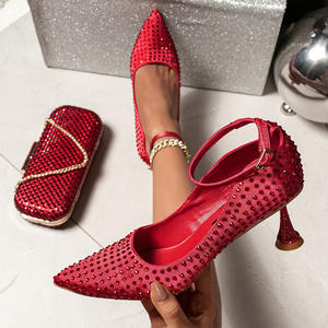 <span class=keywords><strong>Scarpe</strong></span> da Donna con <span class=keywords><strong>Tacco</strong></span> in Cristallo Fucsia e Set di Borse Abbinate per Grandi Feste - Product Image 5