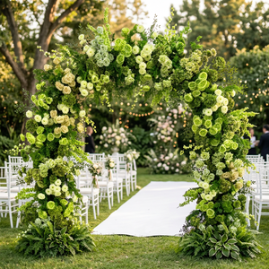Arche de mariage en forme de U de haute qualité, verte, avec arrangement floral, toile de fond florale pour la décoration d'événements de mariage. - Product Image 1