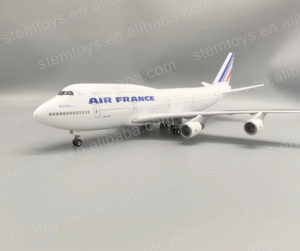 47cm 1:150 B747 <span class=keywords><strong>Air</strong></span> <span class=keywords><strong>France</strong></span> modèle d'<span class=keywords><strong>avion</strong></span> unisexe résine moulé sous pression <span class=keywords><strong>jouet</strong></span> avec lumière LED pour collection ou cadeau de vacances - Product Image 4