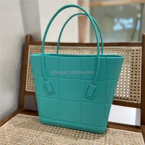 Tas tangan wanita inovasi baru barang moq rendah tas tote silikon tas karet logo kustom wanita