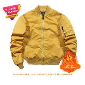 Top Kwaliteit Jas Winter Gewatteerde Jas Bomberjack Mannen Losse Voor Winter Verdikking Soort Gewatteerde Bomber Polyester / Plus Size