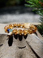 Bracelet en cristal naturel Dance Aura Dawn Light Morning Light, quartz rutilé jaune, cristaux tour jaunes, jade, bois d'agar - 8-10mm