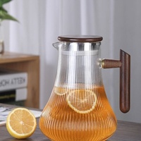 Pichet à eau moderne et simple en verre borosilicate de 1500 ml avec 300 ml de verres, couvercle à poignée en bois, résistant à la chaleur pour thé froid