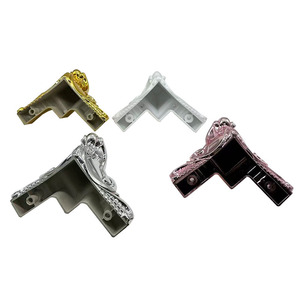 Nuove Gambe per Mobili in Plastica di Lusso, Design Moderno e Semplice, Modello Personalizzabile per Divani, Letti, Armadi, Decorative e Rialzanti, Vendita all'Ingrosso - Product Image 5