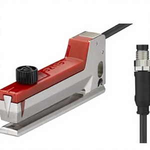 เซ็นเซอร์โฟโตอิเล็กทริกแบบแยกส่วน Leuze GS 63B/6D,200-S8 50131604 ช่องรับแสง 3 มม. สำหรับเครื่องตรวจจับฉลากทึบแสง - Product Image 1