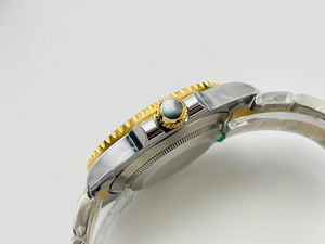 Mejora los abalorios luminosos para que se ajusten al diseño integrado y combinales con cristales curvos. Reloj Mecánico para Hombre - Product Image 3