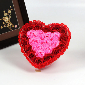 Boîte-cadeau de fleur de <span class=keywords><strong>savon</strong></span> de rose en forme de coeur pour les mères de la Saint-Valentin et le jour de Noël-<span class=keywords><strong>Plantes</strong></span> décoratives élégantes - Product Image 5