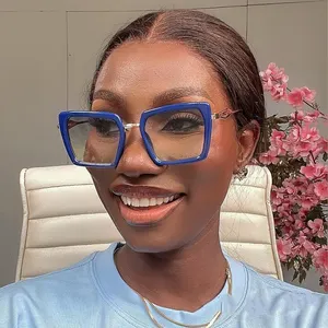 Designer Mulheres Verde Azul Quadrado Óculos De Sol 2024 Moda Gradiente Big Frame Óculos De Sol De Luxo De Metal Perna Dourada Elegante Shades
