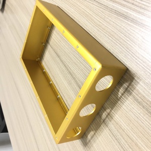 Servizio di Fabbricazione di Lamiere in Alluminio con Taglio Laser, Prototipazione e Rivestimento in Oro Anodizzato da Fabbrica Certificata ISO - Product Image 5