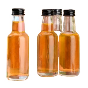 Mini Botellas Vacías Transparentes para Licores y Bebidas Espirituosas con Tapa Negra de 1.7 oz / 50 ml, Mini Botellas de <span class=keywords><strong>Alcohol</strong></span>, Botella para Salsa Picante para Vodka - Product Image 1