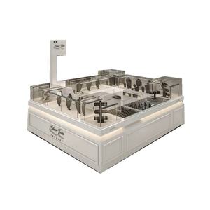 เคาน์เตอร์แสดงสินค้ากระจกโลหะแบบเรียบง่ายสำหรับพิพิธภัณฑ์ชั้นวางพระอาทิตย์<span class=keywords><strong>ร้าน</strong></span>ค้าสูบบุหรี่แคชเชียร์ตู้โชว์เครื่องประดับ LED ทำจาก MDF - Product Image 6