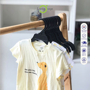 ไม้แขวนเสื้อแบบยืดหยุ่น 43 ซม.  10 ชิ้น  วัสดุ PP  ทนทาน  กันลื่น  สำหรับจัดระเบียบเสื้อผ้า  ประหยัดพื้นที่ในตู้เสื้อผ้า - Product Image 4