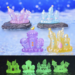 Breloques en résine B2B en gros, château de gelée pastel rêveuse, succulentes, pour terrarium DIY, art miniature de jardin féerique qui brille dans le noir - Product Image 3